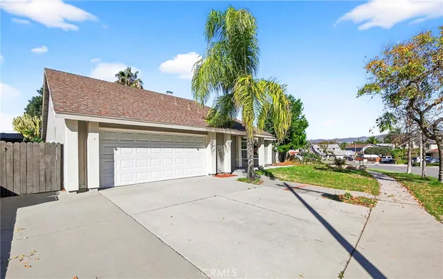 $1,250,000 | 7685 East Calle Durango, Anaheim, CA 92808