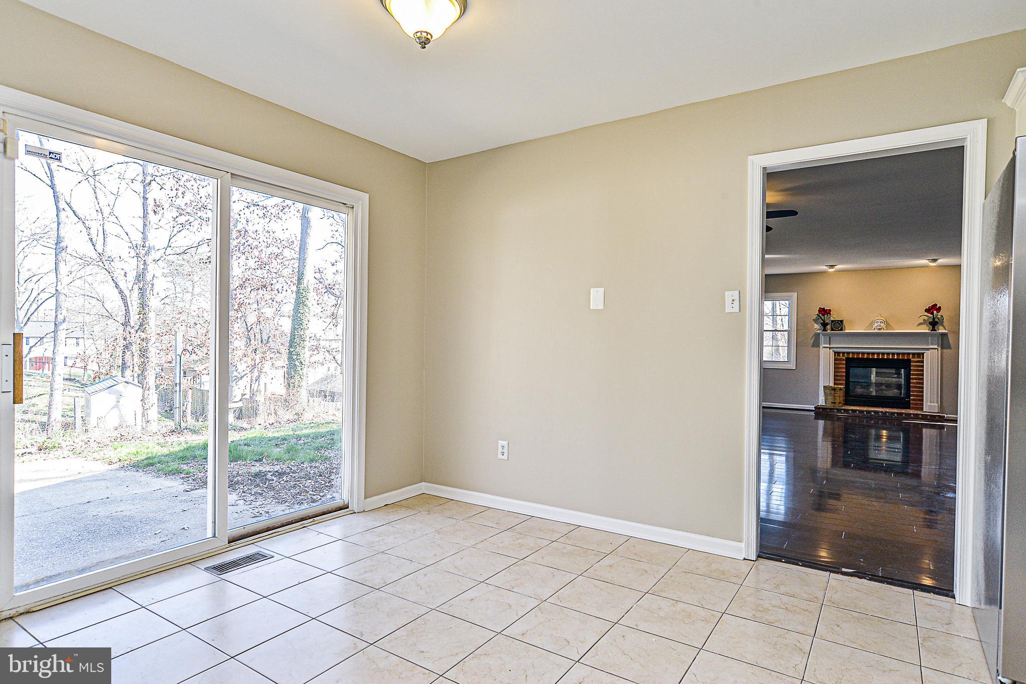 8906 Churchfield Lane Laurel, MD 20708 - Photo 10 of 32 Gallery Image 10