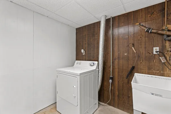 $690,000 | 15 Scenna Road, Beverly, MA 01915