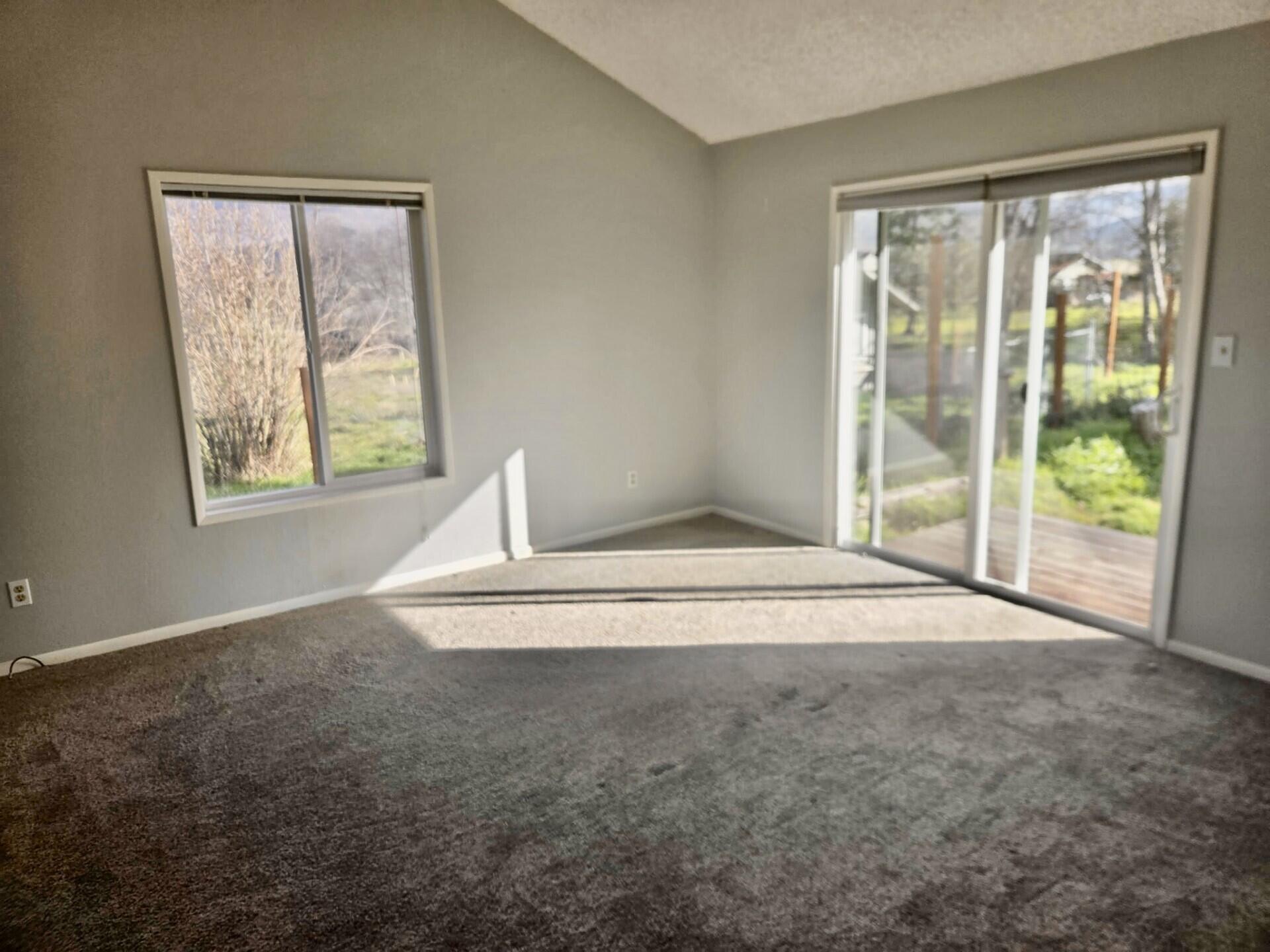 376 Crowson Road Ashland, OR 97520 - Photo 12 of 23 new 5