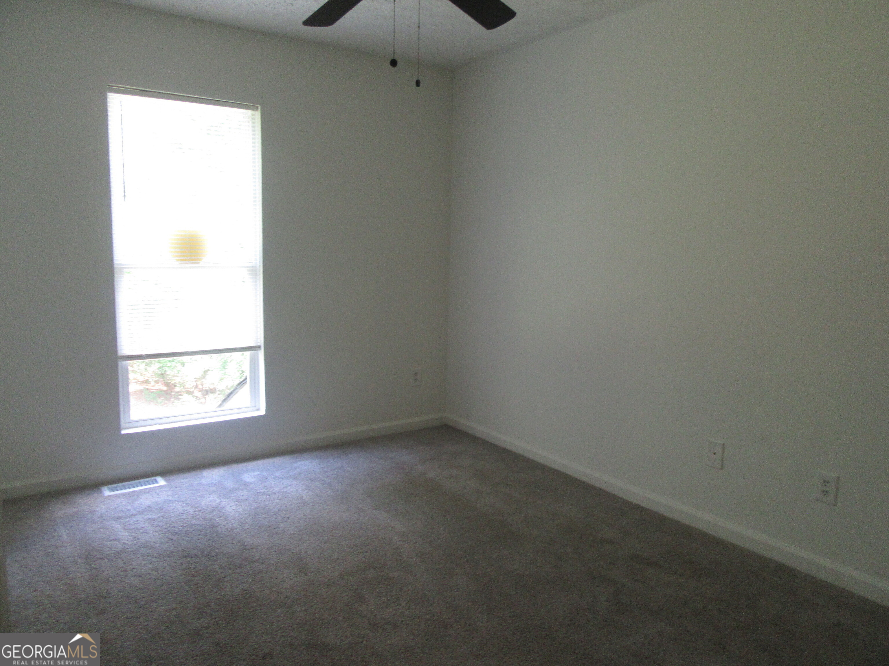 3548 Waldrop Trail Decatur, GA 30034 - Photo 33 of 38 an empty room with a window