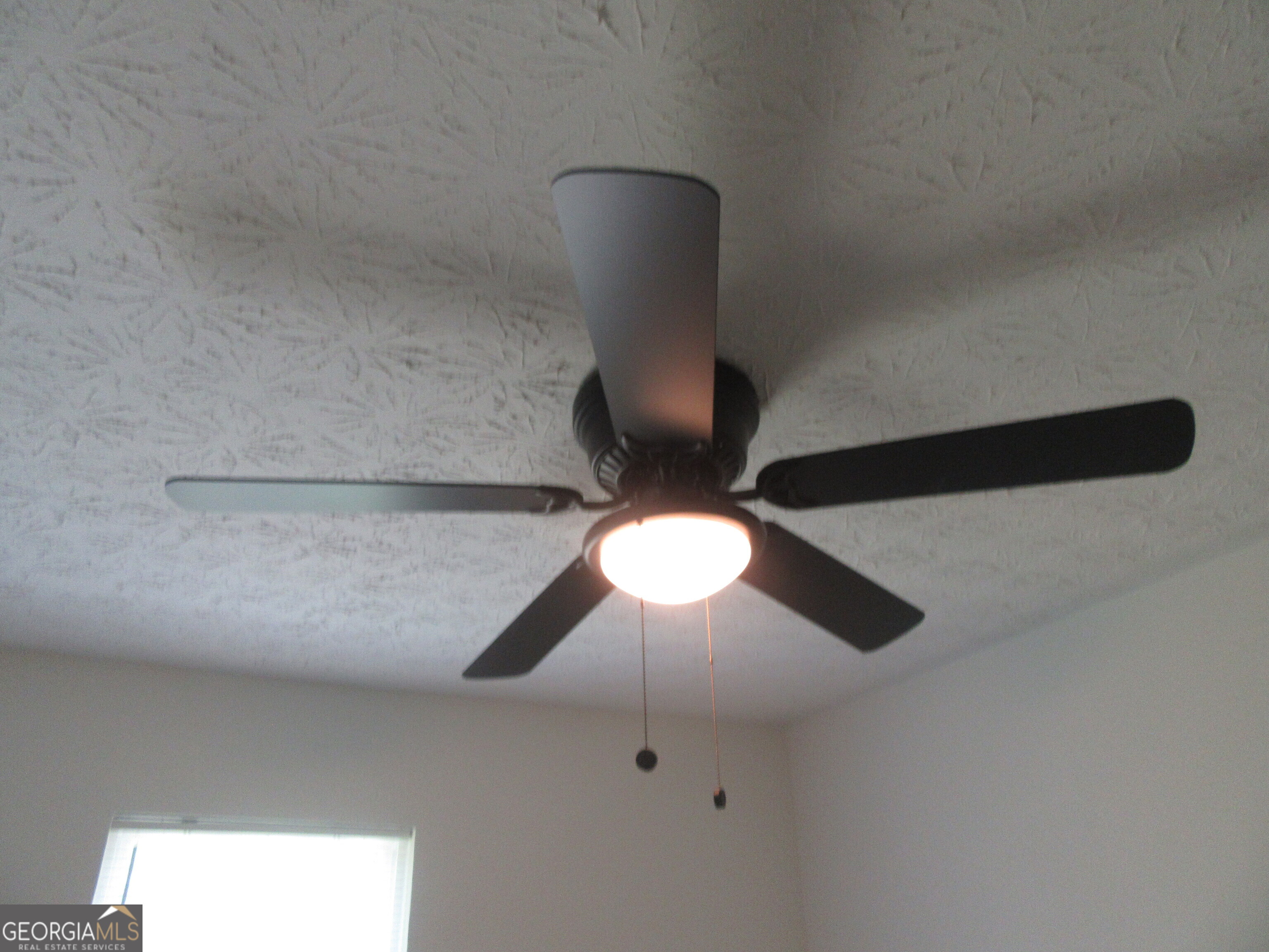 3548 Waldrop Trail Decatur, GA 30034 - Photo 34 of 38 a close view of light fixtures and stove in a room