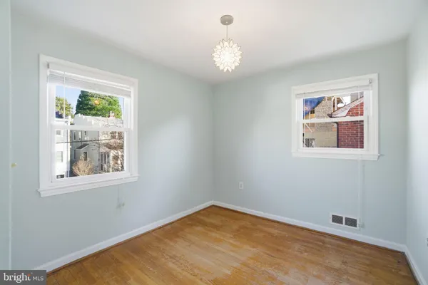 $1,099,000 | 5331 42nd Place Northwest, Washington, DC 20015
