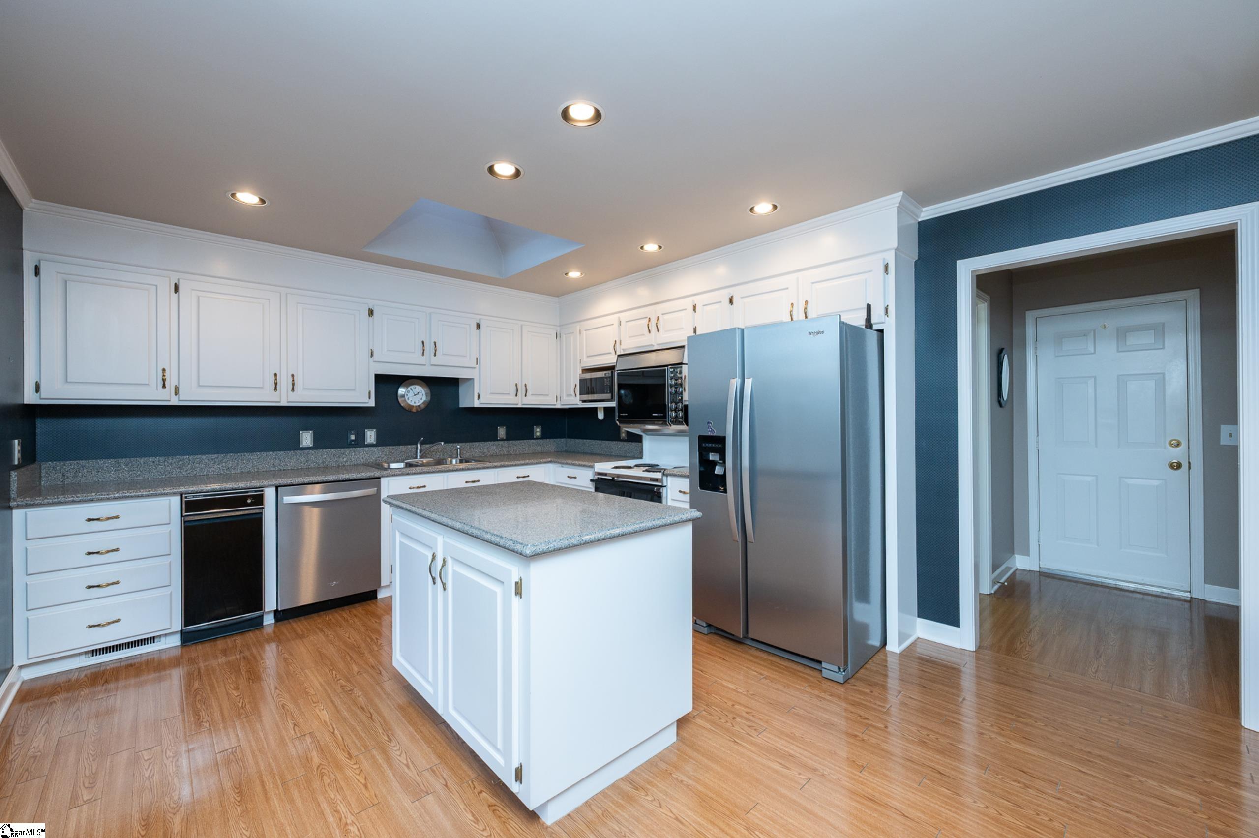 109 River Oaks Road Greer, SC 29650 - Photo 18 of 38