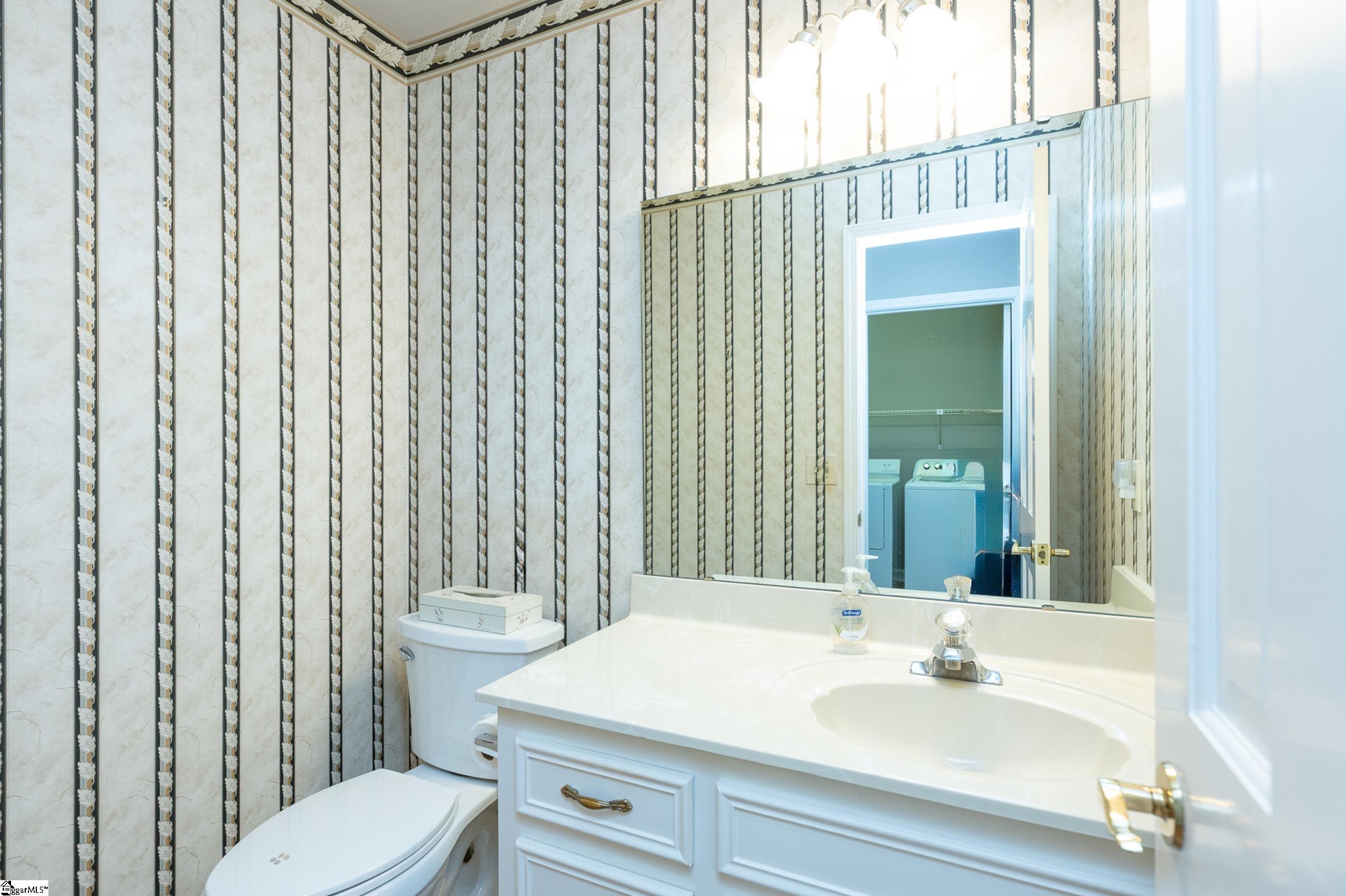 109 River Oaks Road Greer, SC 29650 - Photo 3 of 38