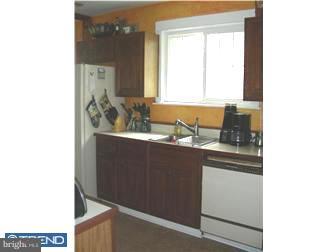 108 Decatur Road Havertown, PA 19083 - Photo 4 of 6