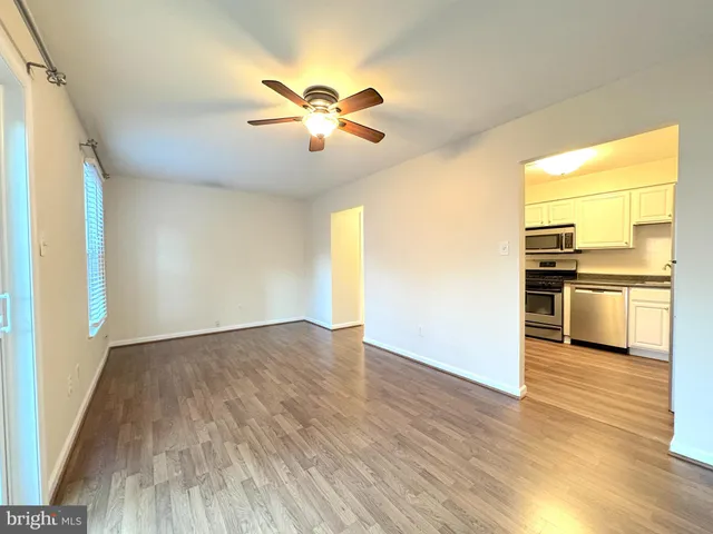 $3,000 | 2404 Albot Road, Reston, VA 20191