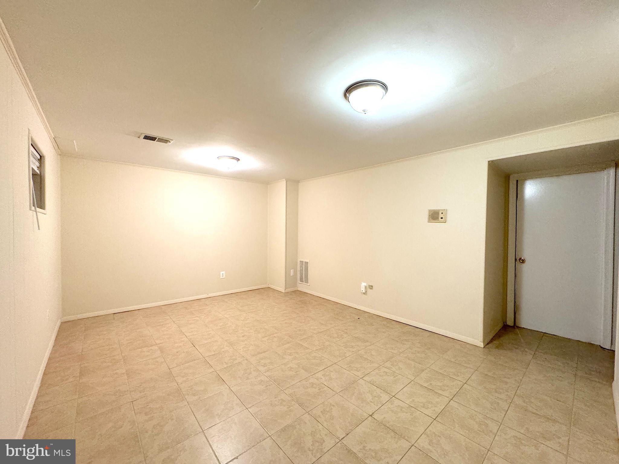 2404 Albot Road Reston, VA 20191 - Photo 13 of 26