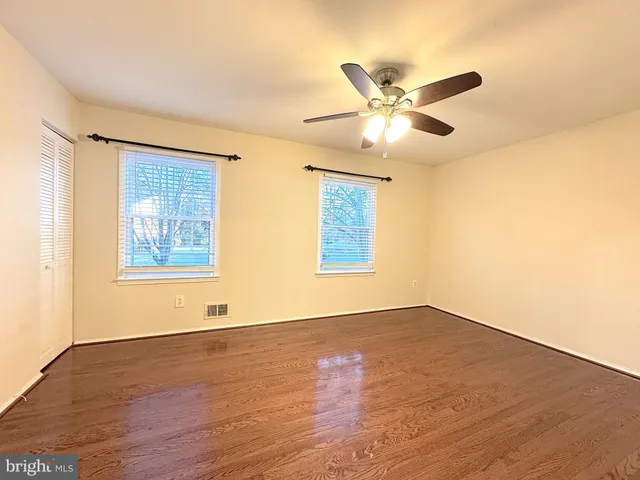 $3,000 | 2404 Albot Road, Reston, VA 20191