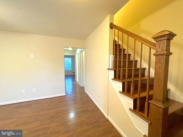 $3,000 | 2404 Albot Road, Reston, VA 20191