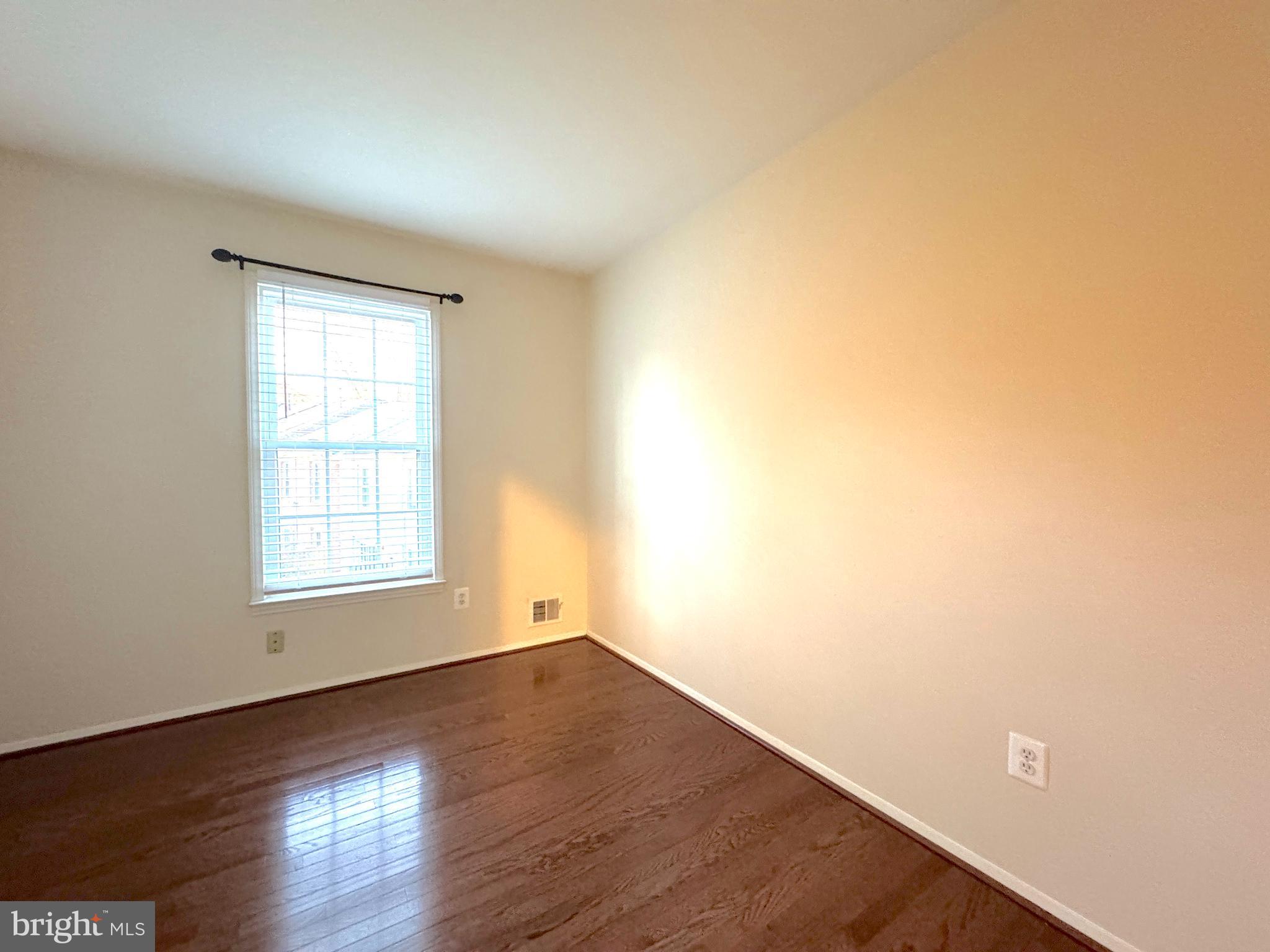 2404 Albot Road Reston, VA 20191 - Photo 22 of 26