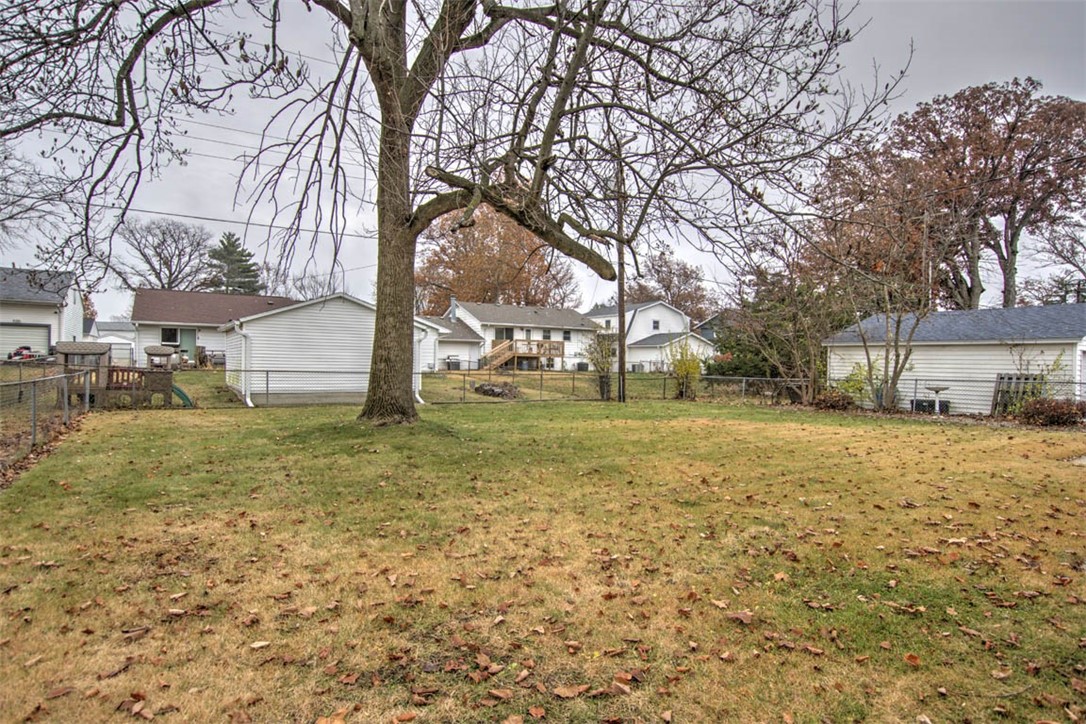 1922 South Lost Bridge Road Decatur, IL 62521 - Photo 21 of 22 Gallery Image 21