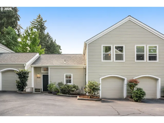 $360,000 | 11325 Southwest Eucalyptus Place, Portland, OR 97223