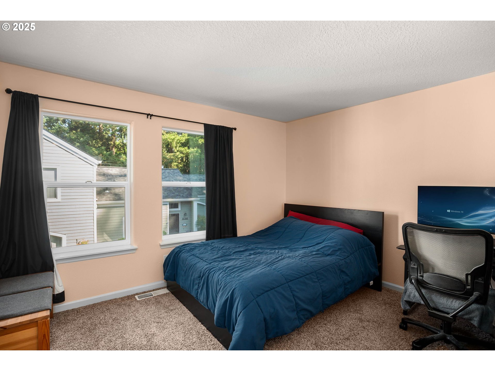 11325 Southwest Eucalyptus Place Portland, OR 97223 - Photo 14 of 28