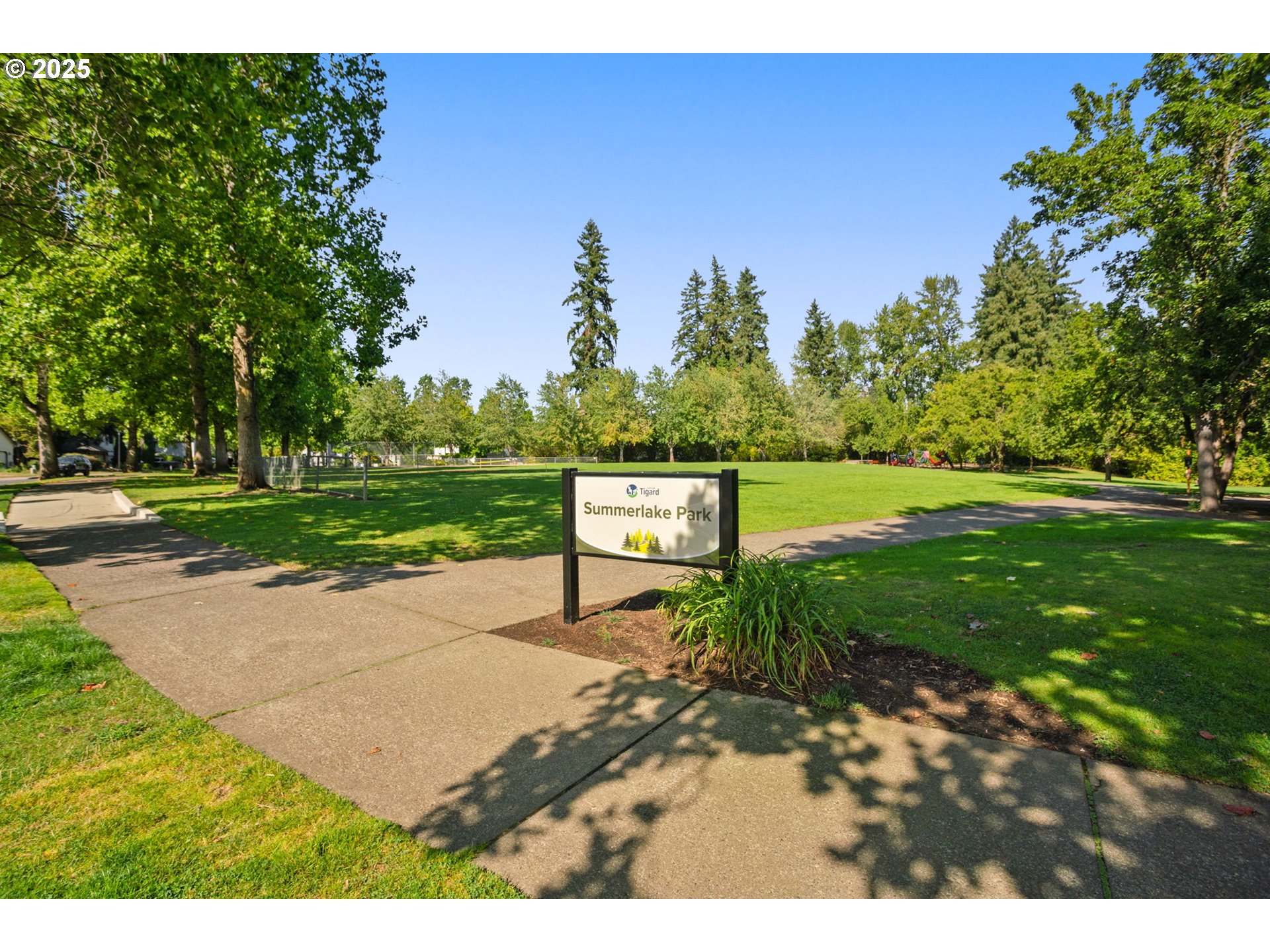 11325 Southwest Eucalyptus Place Portland, OR 97223 - Photo 22 of 28