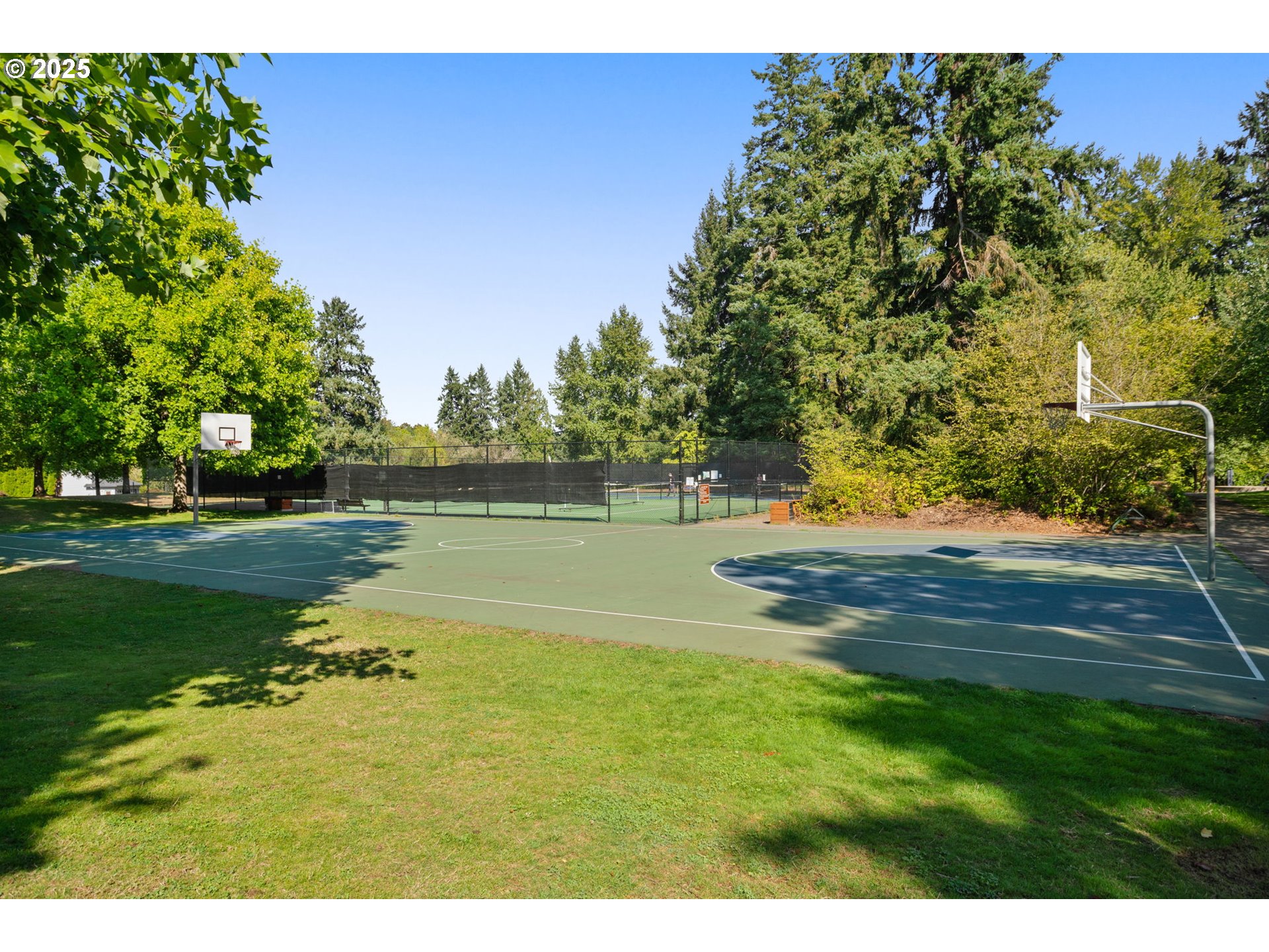 11325 Southwest Eucalyptus Place Portland, OR 97223 - Photo 23 of 28