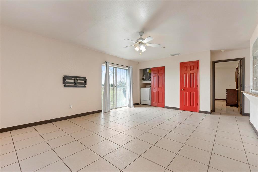 3092 Golfview Drive Wauchula, FL 33873 - Photo 18 of 41 a view of an empty room with a window