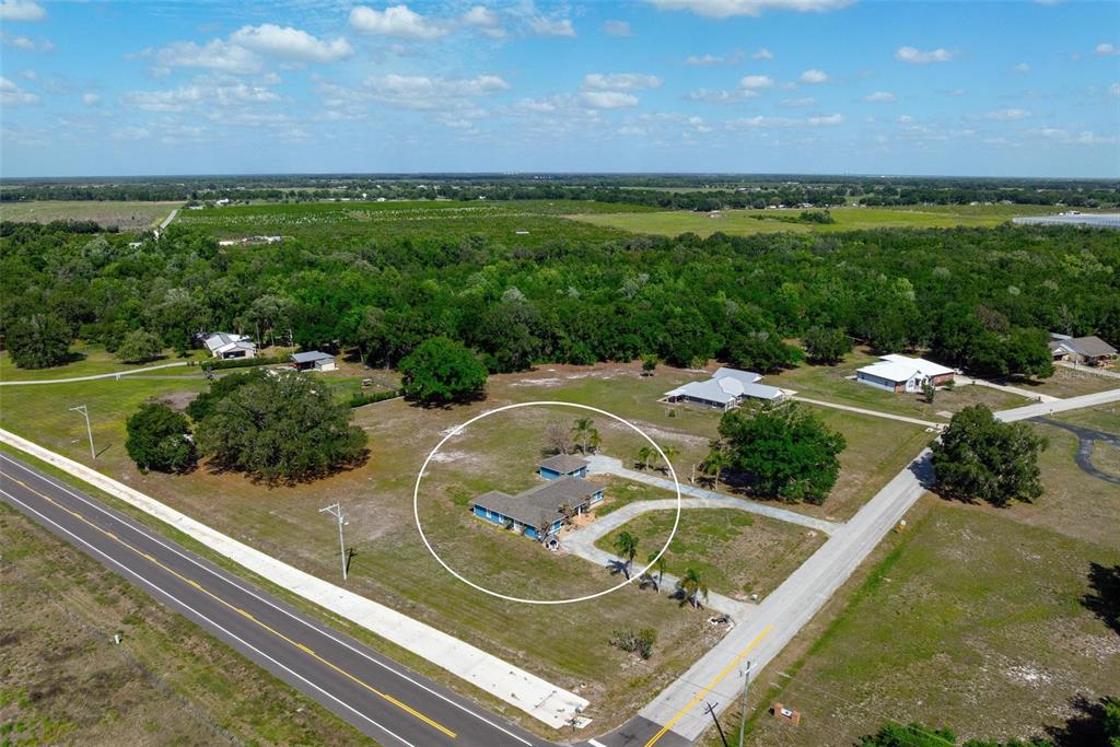 3092 Golfview Drive Wauchula, FL 33873 - Photo 40 of 41 a view of a swimming pool with a yard