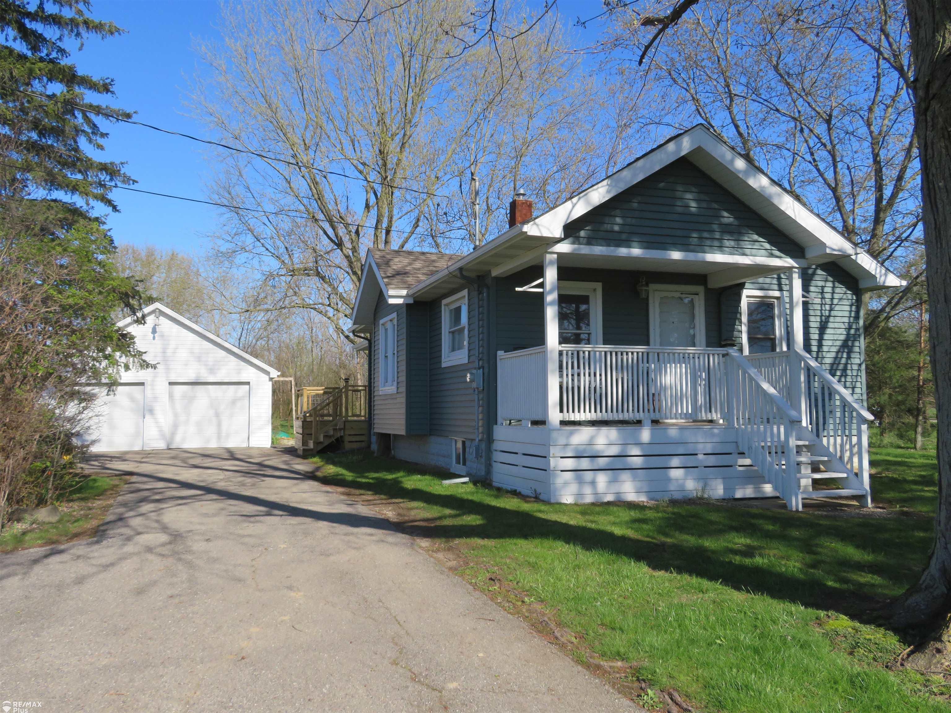 3344 North Irish Road Davison, MI 48423 - Photo 1 of 27 50139915-7abc7580-4672-42d3-bd15-b2686a86f3b8.JPG