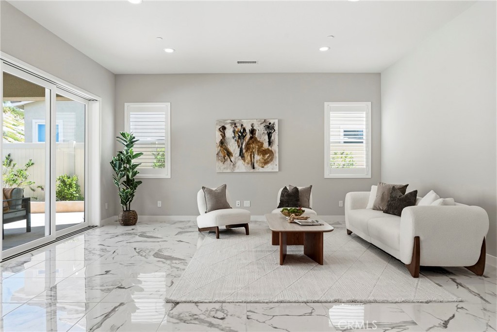 17721 Ridgeline Court Saugus, CA 91350 - Photo 14 of 75