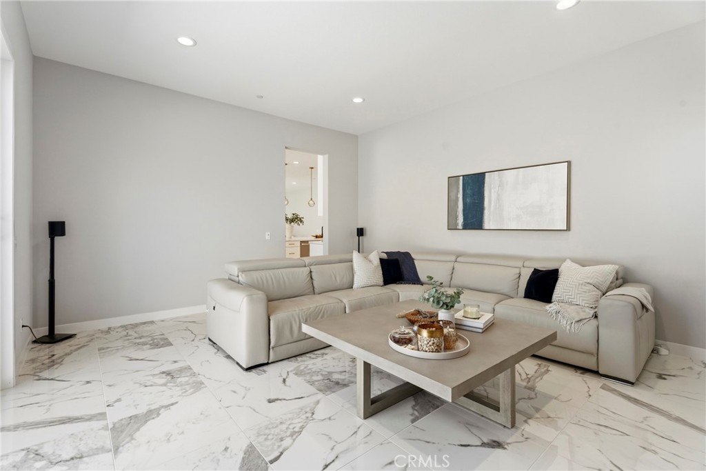 17721 Ridgeline Court Saugus, CA 91350 - Photo 33 of 75