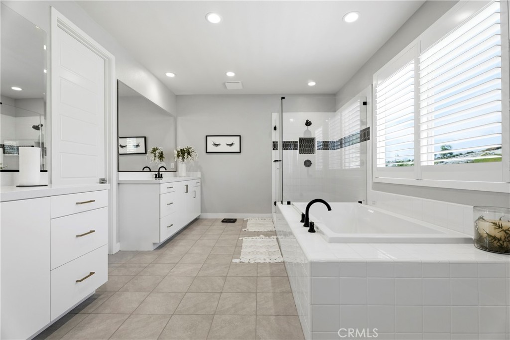 17721 Ridgeline Court Saugus, CA 91350 - Photo 45 of 75