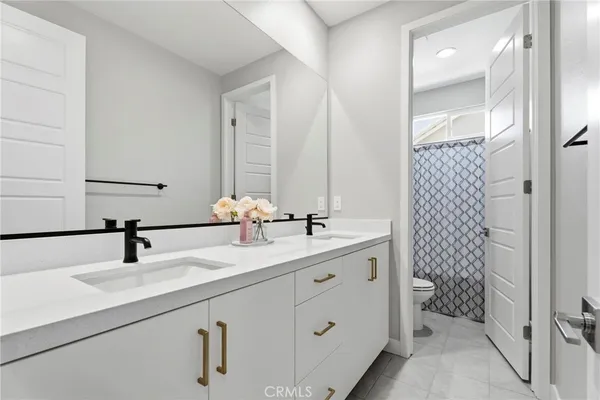 $1,395,000 | 17721 Ridgeline Court, Saugus, CA 91350