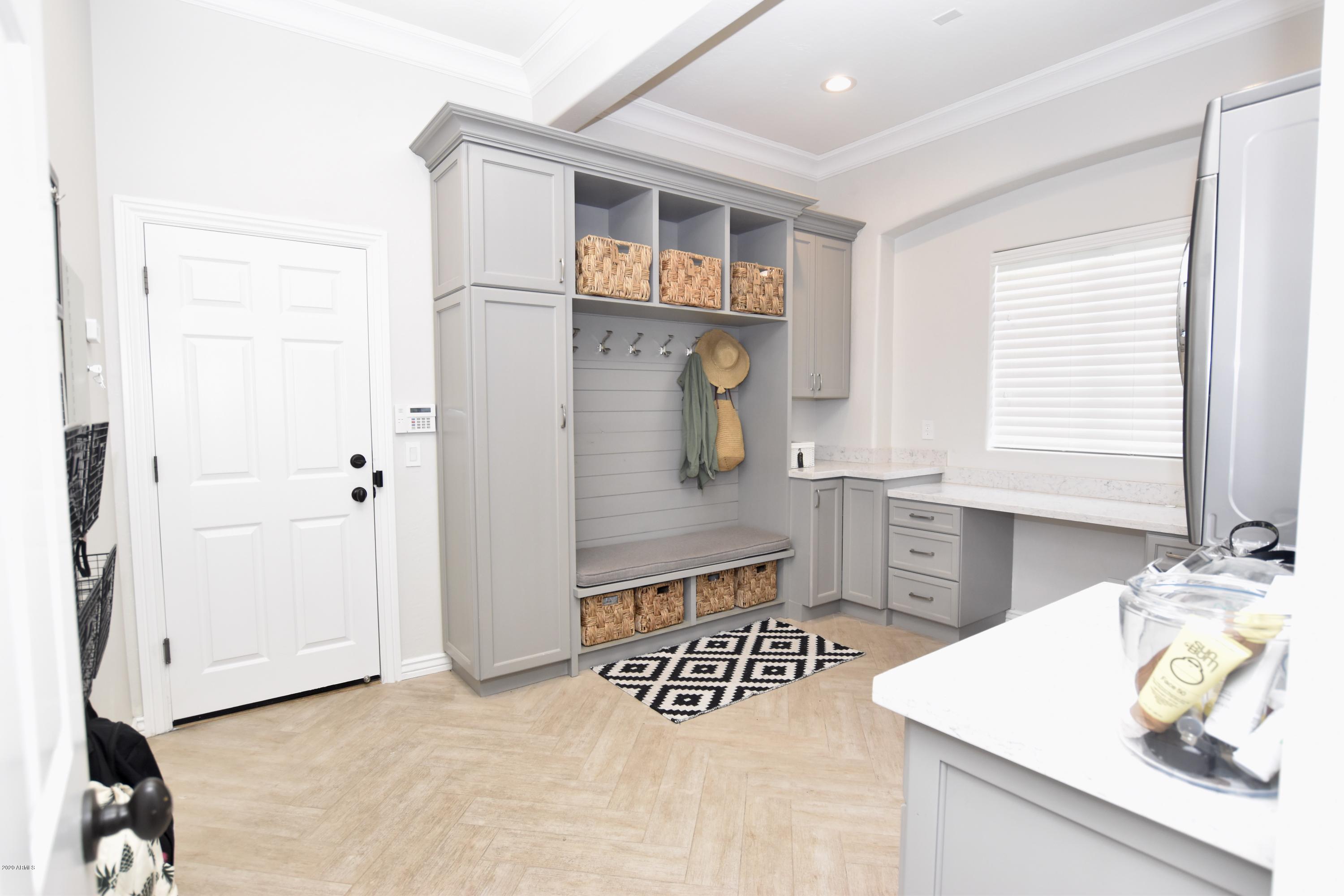 9330 East Mountain Spring Road Scottsdale, AZ 85255 - Photo 14 of 37 CB107D30-F836-4557-B2D4-1CC5663D9397_1_2