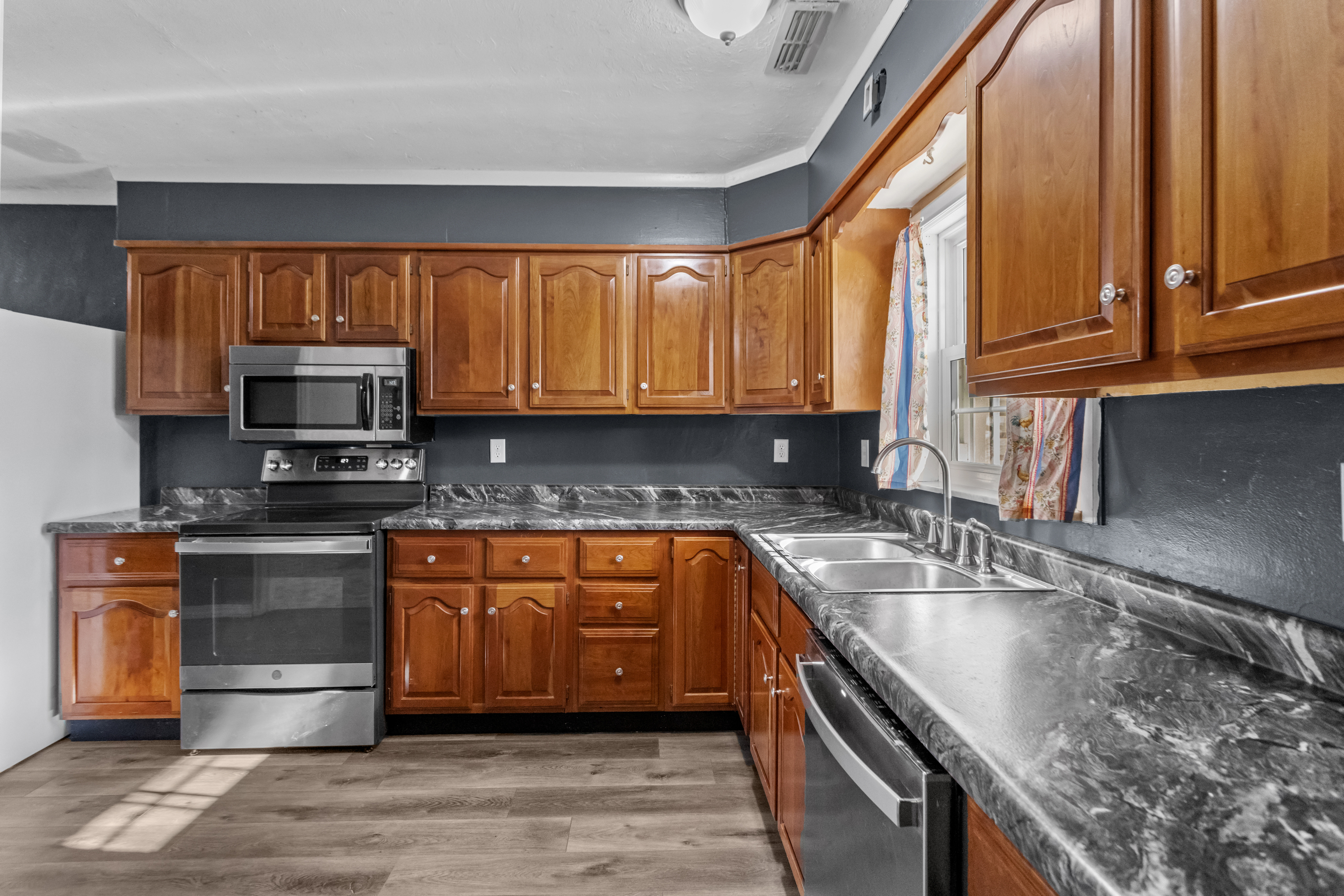 9620 County Rd East 500 South Windfall, IN 46076 - Photo 12 of 34