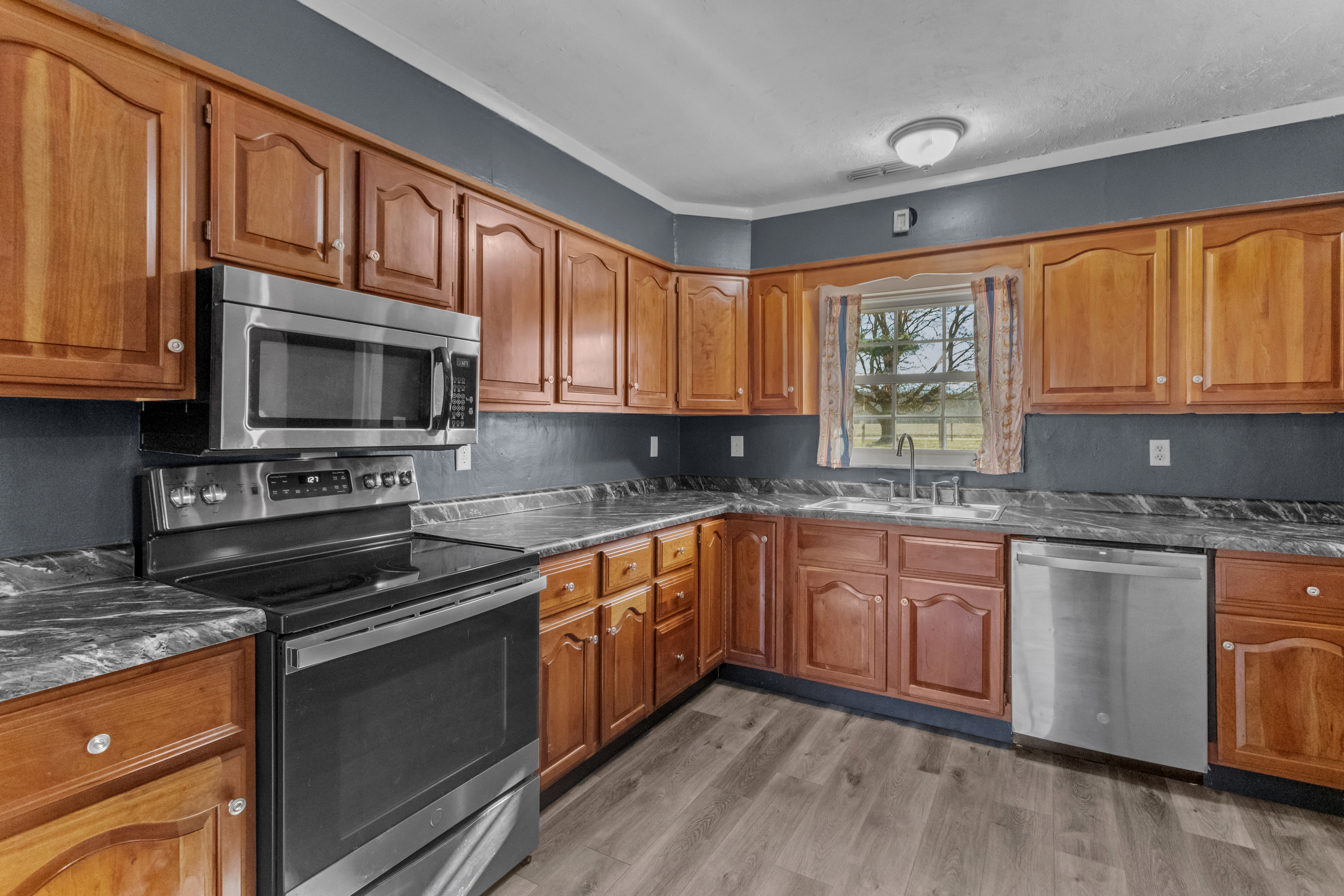 9620 County Rd East 500 South Windfall, IN 46076 - Photo 13 of 34