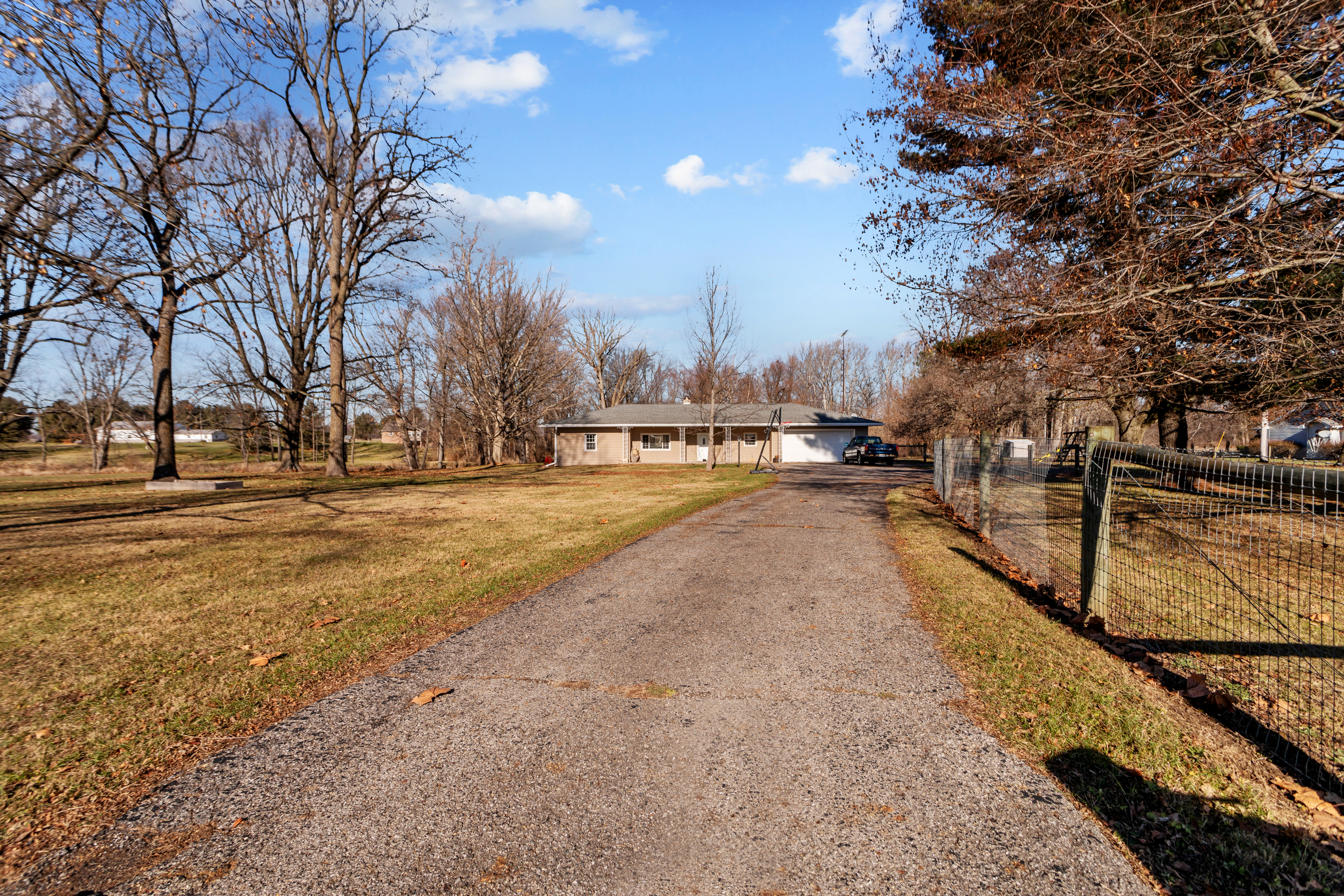 9620 County Rd East 500 South Windfall, IN 46076 - Photo 3 of 34