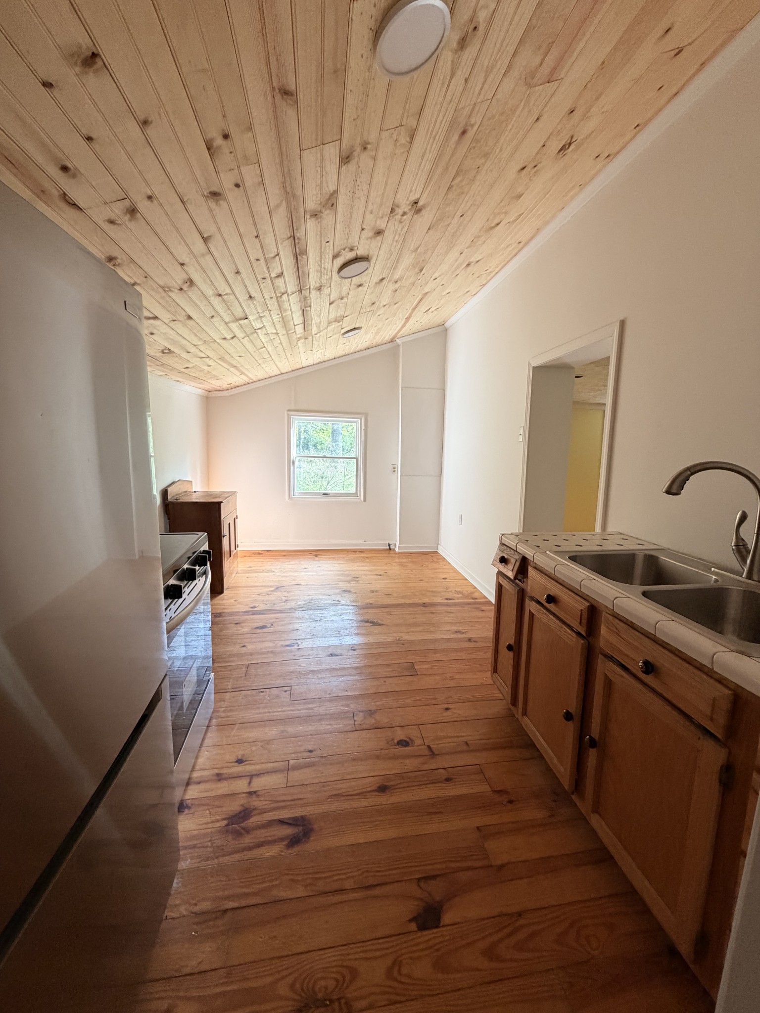 767 Sherwood Road Sewanee, TN 37375 - Photo 7 of 21