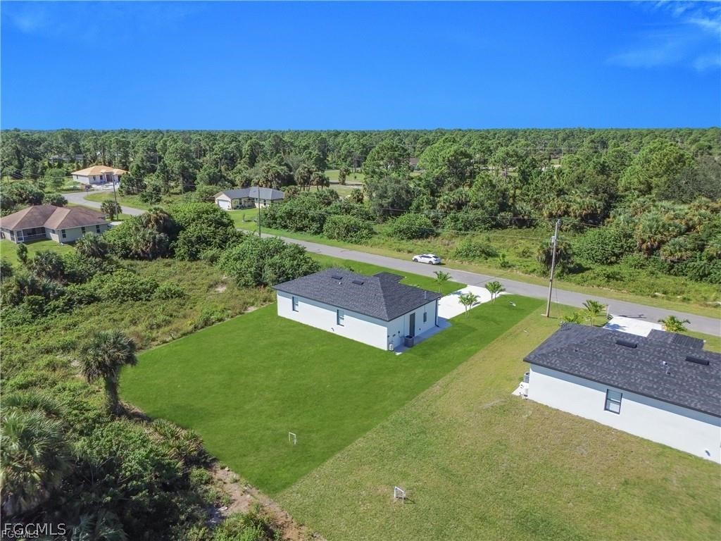 711 Roma Avenue South Lehigh Acres, FL 33974 - Photo 34 of 38