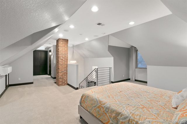 $835,000 | 915 North Monaco Parkway, Denver, CO 80220