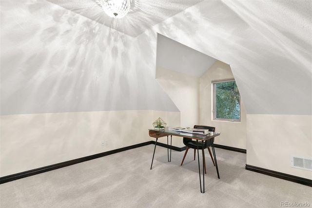 $835,000 | 915 North Monaco Parkway, Denver, CO 80220