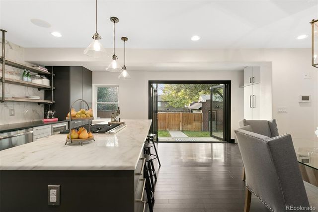 $835,000 | 915 North Monaco Parkway, Denver, CO 80220