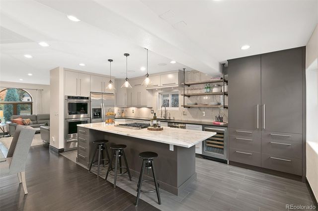 $835,000 | 915 North Monaco Parkway, Denver, CO 80220