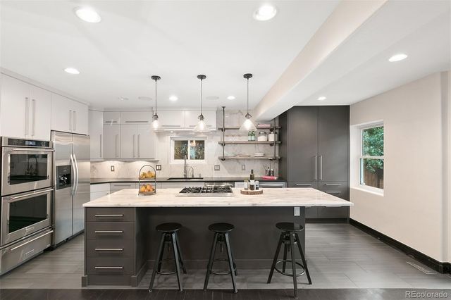 $835,000 | 915 North Monaco Parkway, Denver, CO 80220