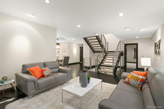 $835,000 | 915 North Monaco Parkway, Denver, CO 80220