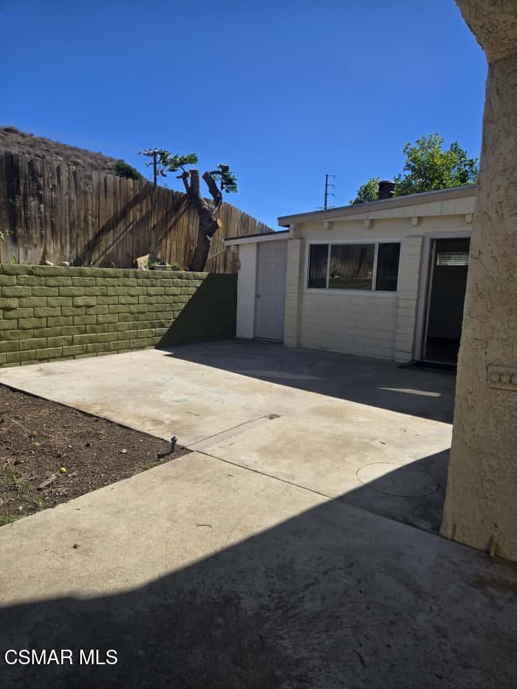 6492 Melray Street Moorpark, CA 93021 - Photo 40 of 59 a view of a balcony