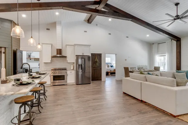 $865,000 | 154 Panton Leslie Lane, Crawfordville, FL 32327