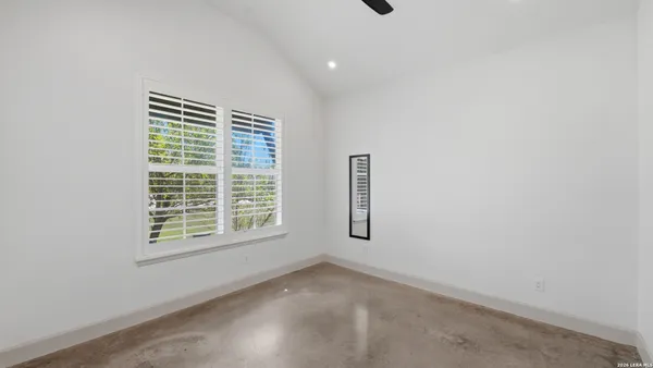 $3,000 | 319 River Park Drive, New Braunfels, TX 78130