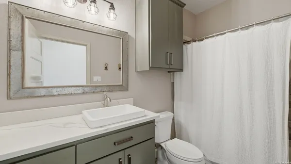 $3,000 | 319 River Park Drive, New Braunfels, TX 78130