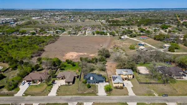 $3,000 | 319 River Park Drive, New Braunfels, TX 78130