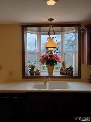 $2,700 | 26 Temple Place, East Aurora, NY 14052