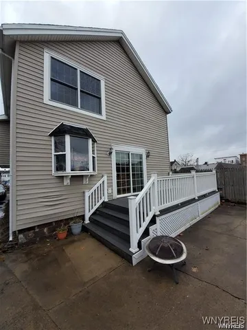 $2,700 | 26 Temple Place, East Aurora, NY 14052