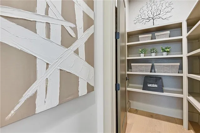 $1,461,148 | 13751 Pembroke Lane, Leawood, KS 66224