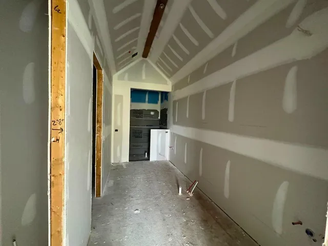 $1,461,148 | 13751 Pembroke Lane, Leawood, KS 66224