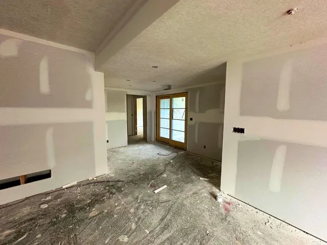 $1,461,148 | 13751 Pembroke Lane, Leawood, KS 66224