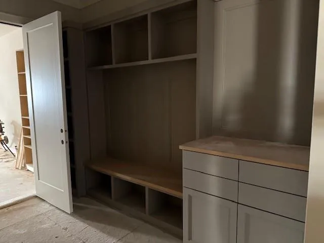 $1,461,148 | 13751 Pembroke Lane, Leawood, KS 66224